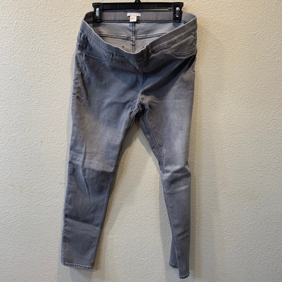 H&M Denim - H&M gray Skinny Jeggings Size 14 H&M Denim - H&M gray Skinny Jeggings Size 14